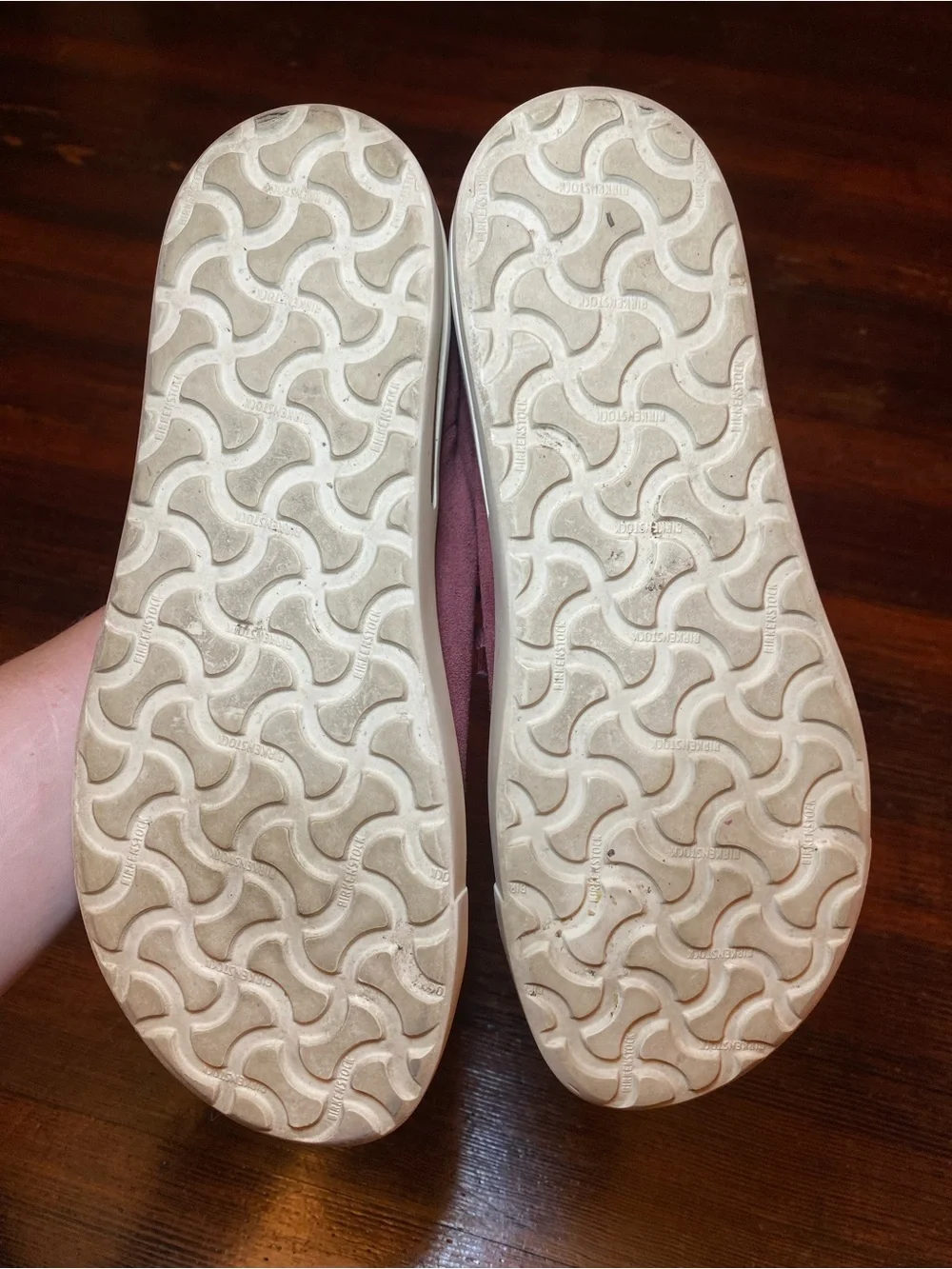 EUC 38 Birkenstock Bend Low Suede Leather Sneaker in Zinfandel colorway